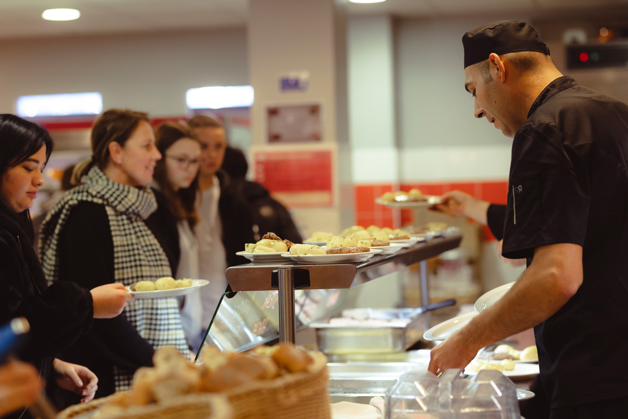 Normandie Apprentis au self du CFAie
